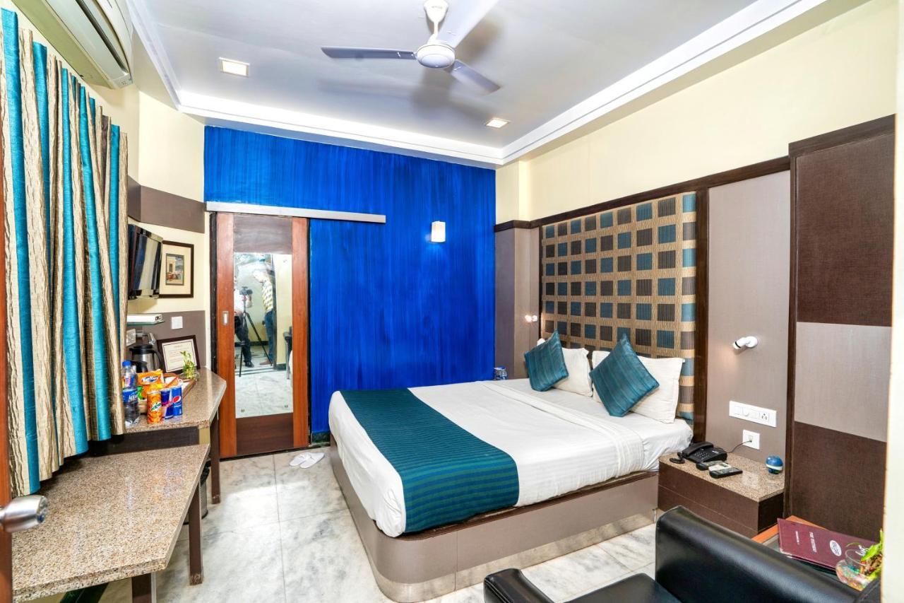Hotel Dayal Udaipur Bagian luar foto
